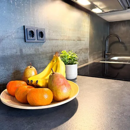Zentrale Am Bergpark Apartment *