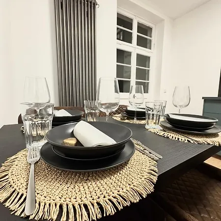 Zentrale Am Bergpark Apartment