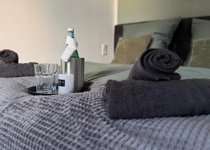 Zentrale Am Bergpark Apartman